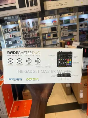 Rode Rodecaster Duo Integrated Audio Production Studio