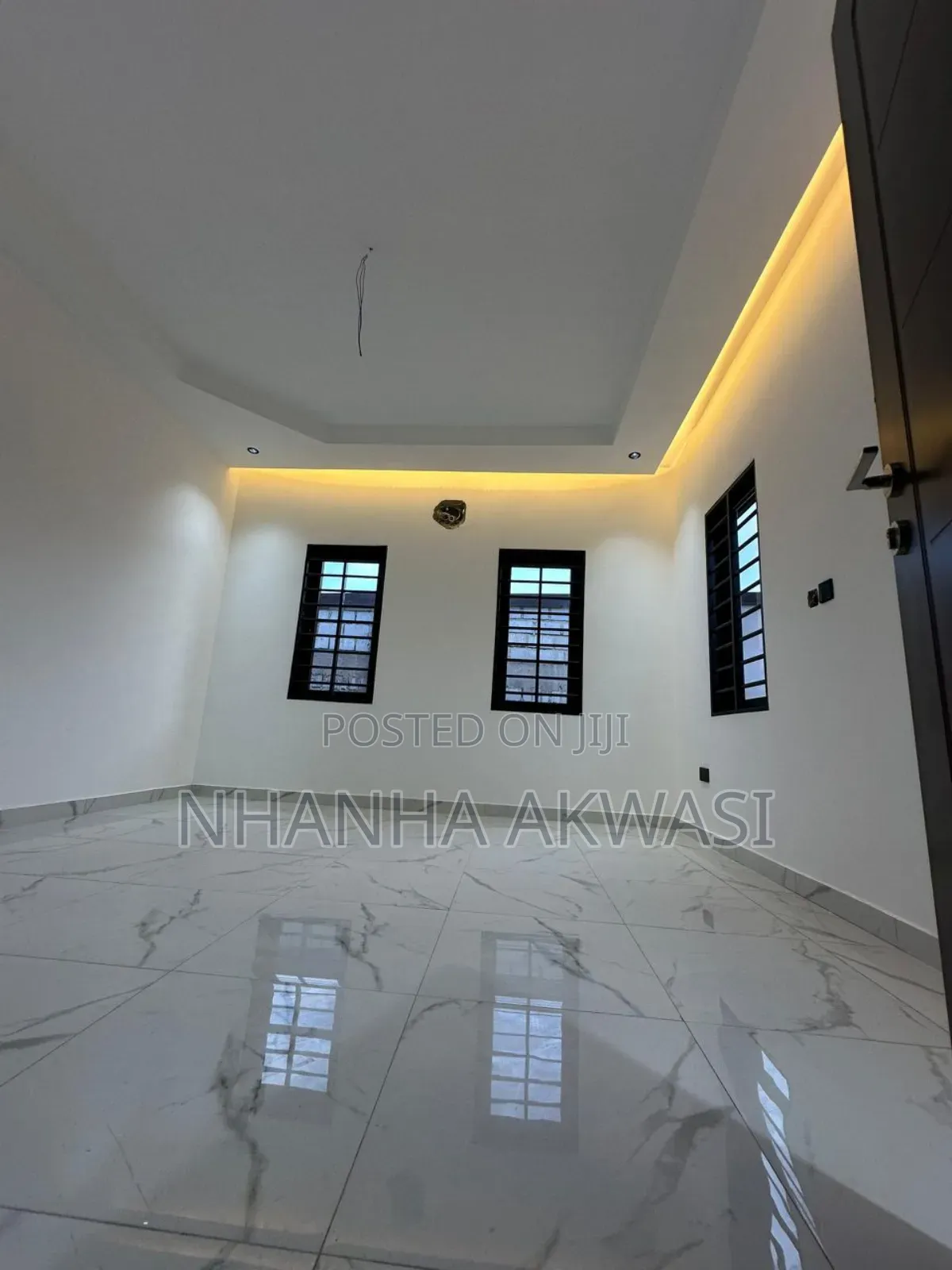 4bdrm House in Community 12, Tema Metropolitan for rent