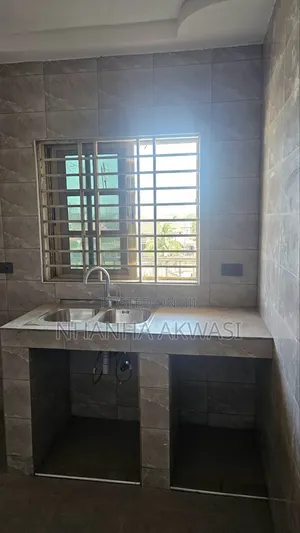 1bdrm Apartment in Community 12, Tema Metropolitan for rent