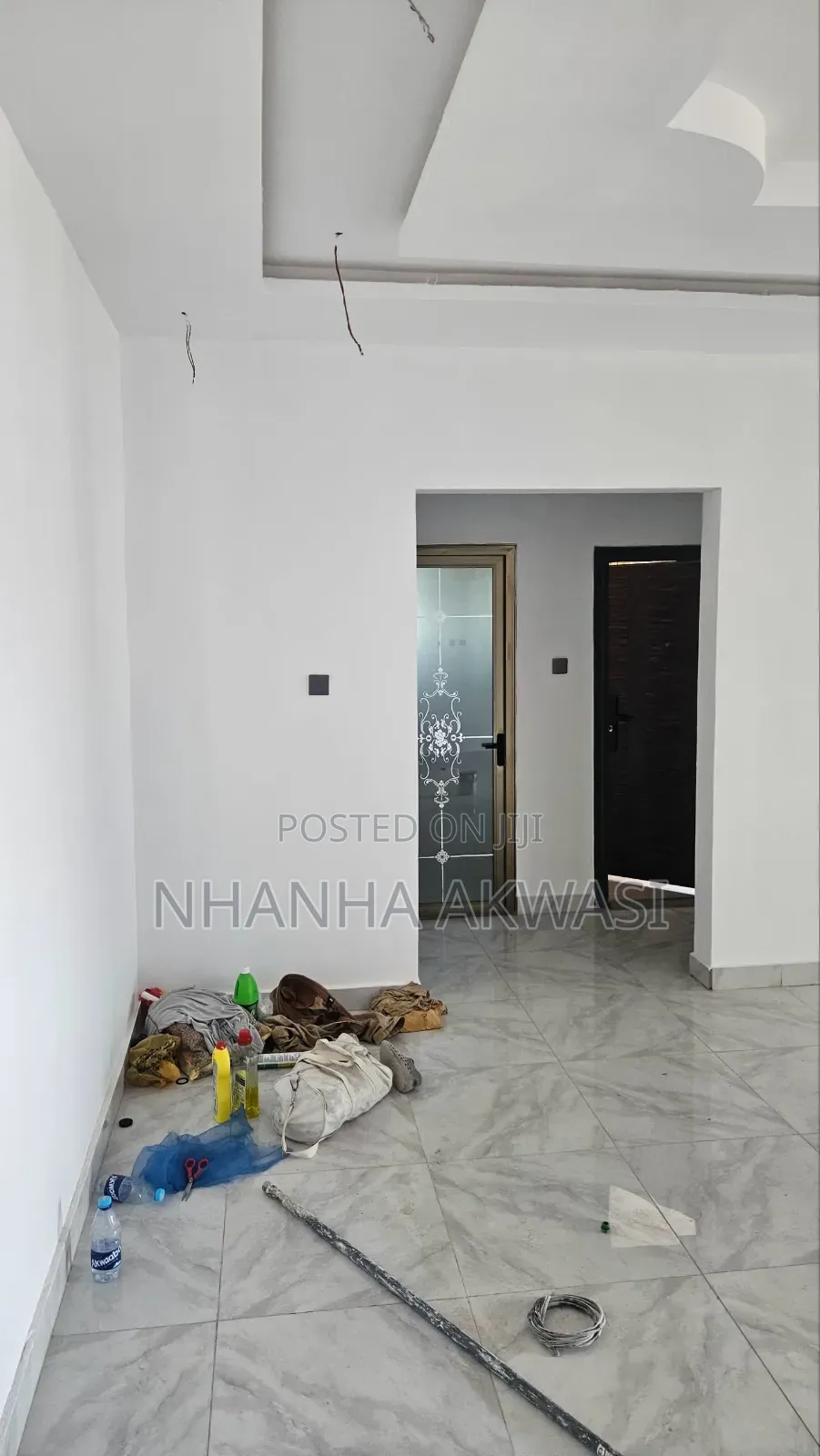 1bdrm Apartment in Community 12, Tema Metropolitan for rent