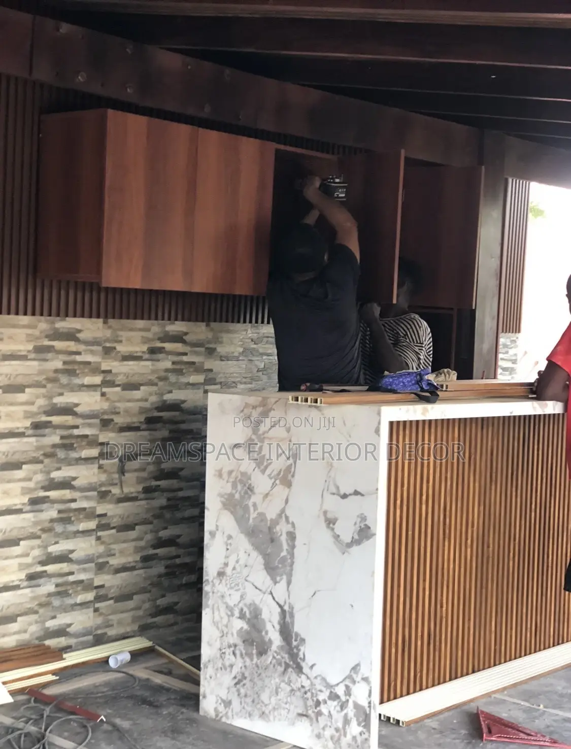 Modern Drinking Bar Transformation