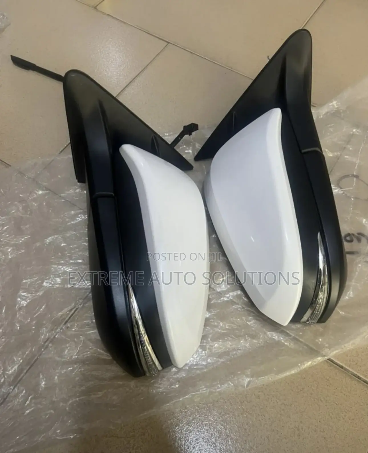 Highlander 2015 to 2017 Side Mirror With Trafficator Light