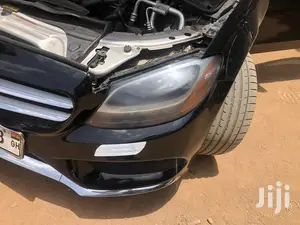 Exterior and Interior Enhancements. Quality Car Specs