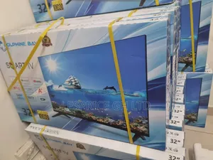 Experience Clear View - Dolphin 32" Smart Tv