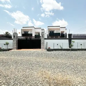 4bdrm House in Lakeside Estate for sale