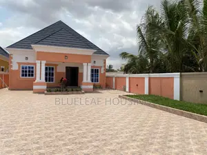3bdrm House in Achimota for sale