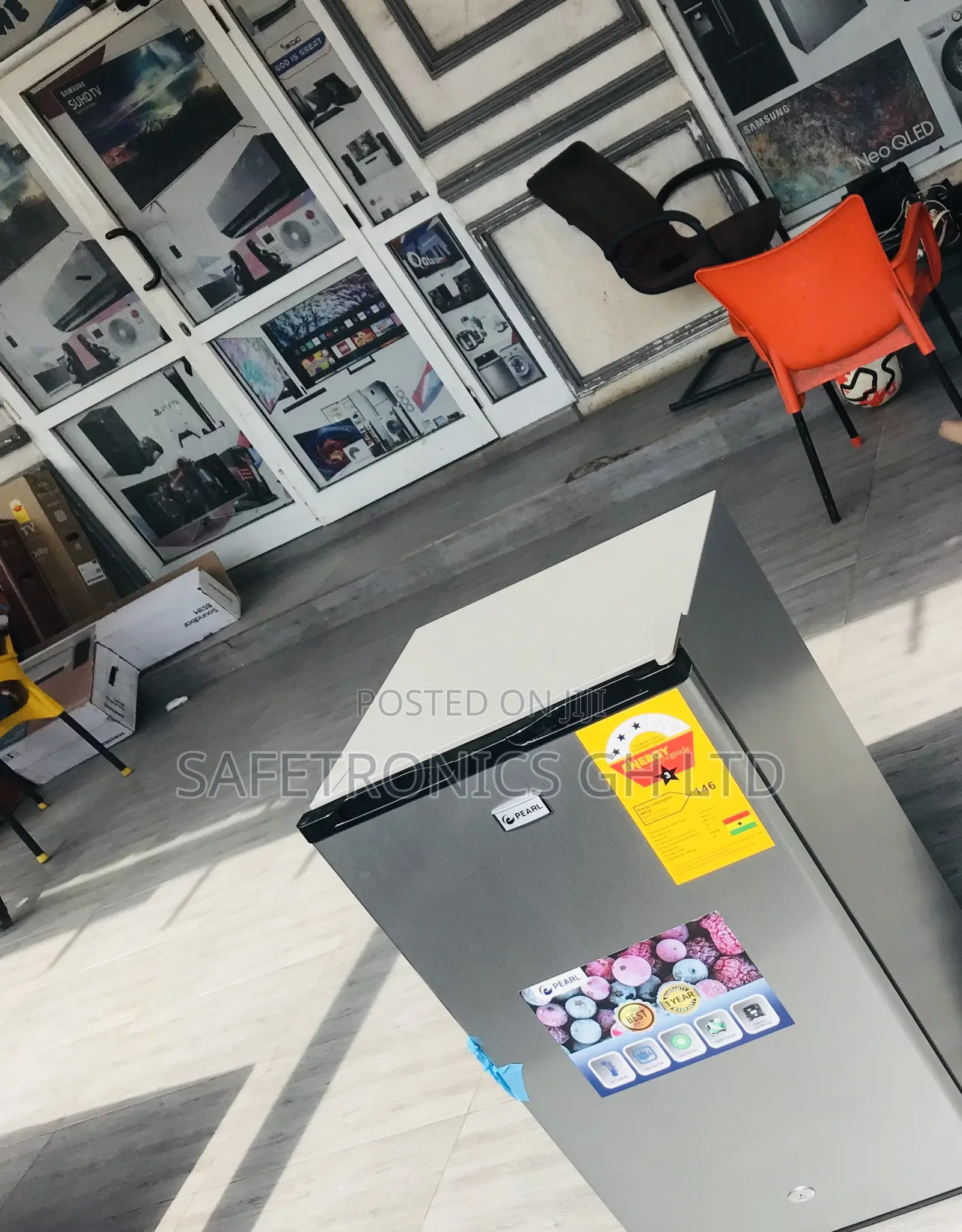 Order Unique Pearl 2 Doors Top Freezer 90l Tabletop Fridge