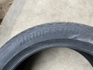 225/45 R17 Bridgestone Turanza T005 91w Tire