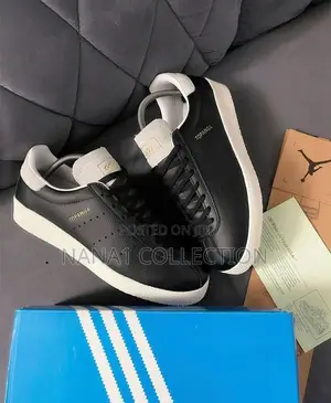 Adidas Topanga