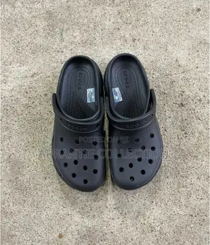 Classic Crocs All Black