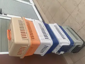 Quality Spacious Plastic Cages for Dogs , Cats , Rabbits