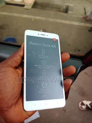 New Mobile Phone 64 GB Gold