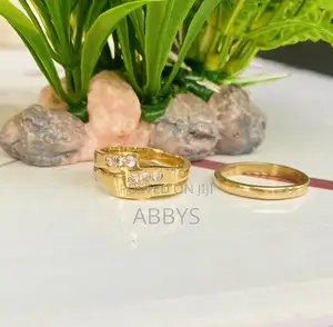 Quality Gold Dust Engagement/Wedding Ring