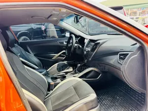 Hyundai Veloster 2015 Orange