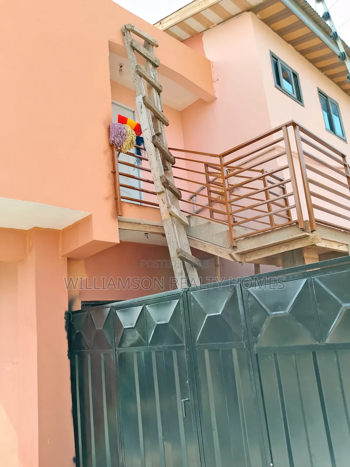 1bdrm Apartment in Hfc Estate Area, Spintex for rent