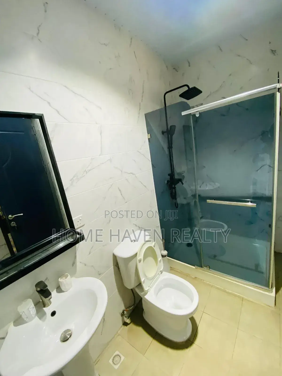 Furnished 2bdrm Apartment in Golf Hills, Achimota for rent