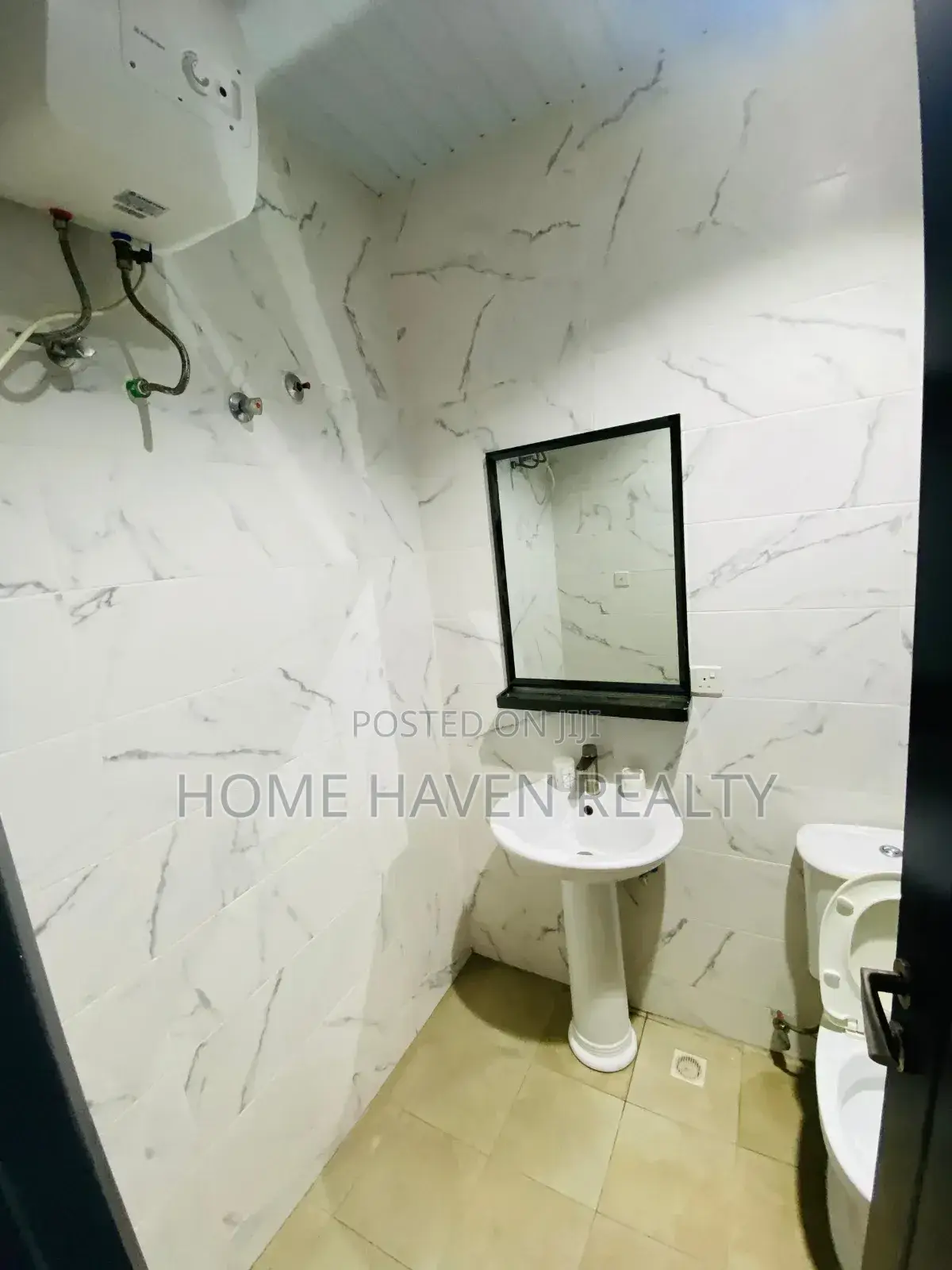 Furnished 2bdrm Apartment in Golf Hills, Achimota for rent