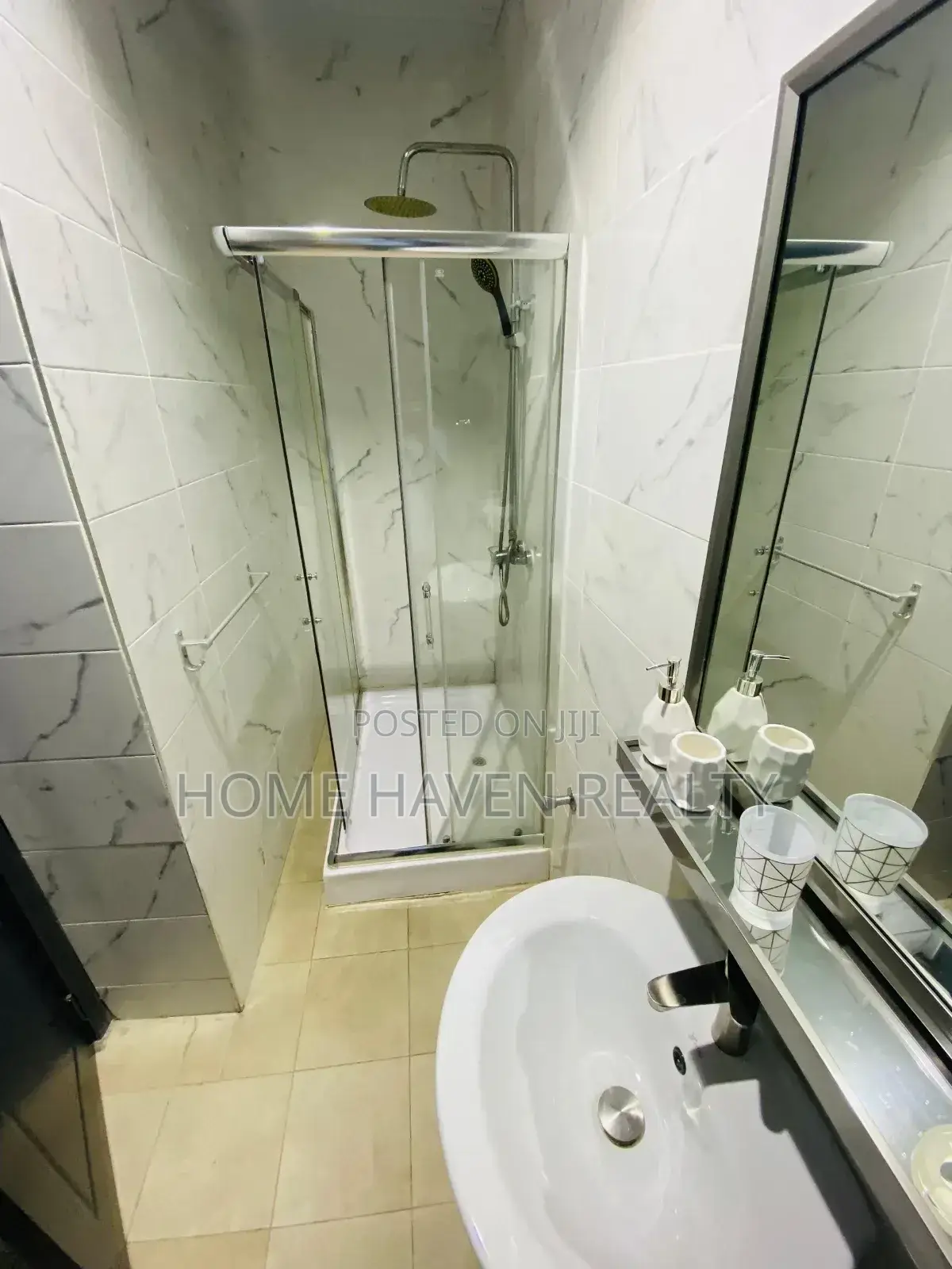 Furnished 2bdrm Apartment in Golf Hills, Achimota for rent