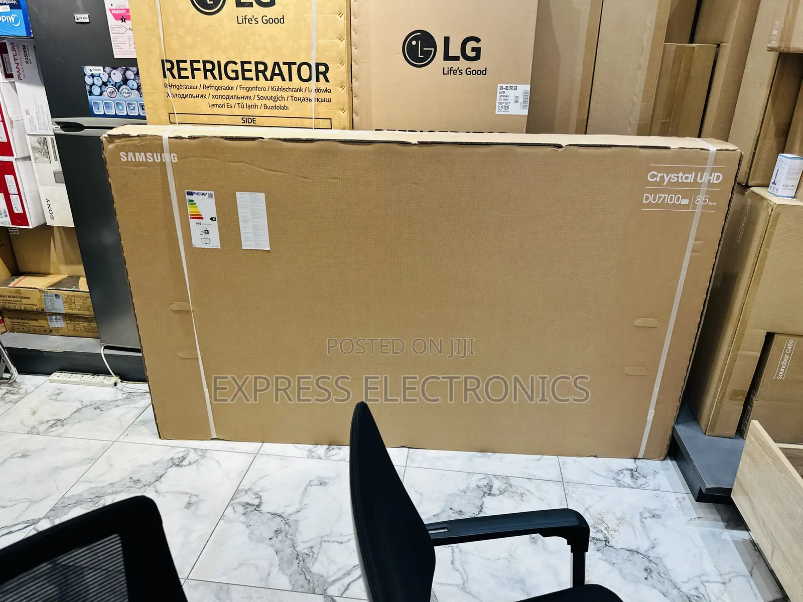 Ultimate Convenience Uhd 85”Du8000 Uhd Smart Samsung