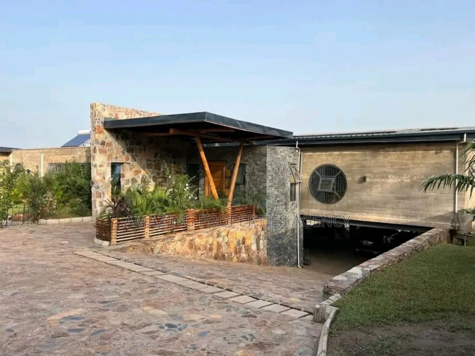 Furnished 5bdrm House in Aburi for sale