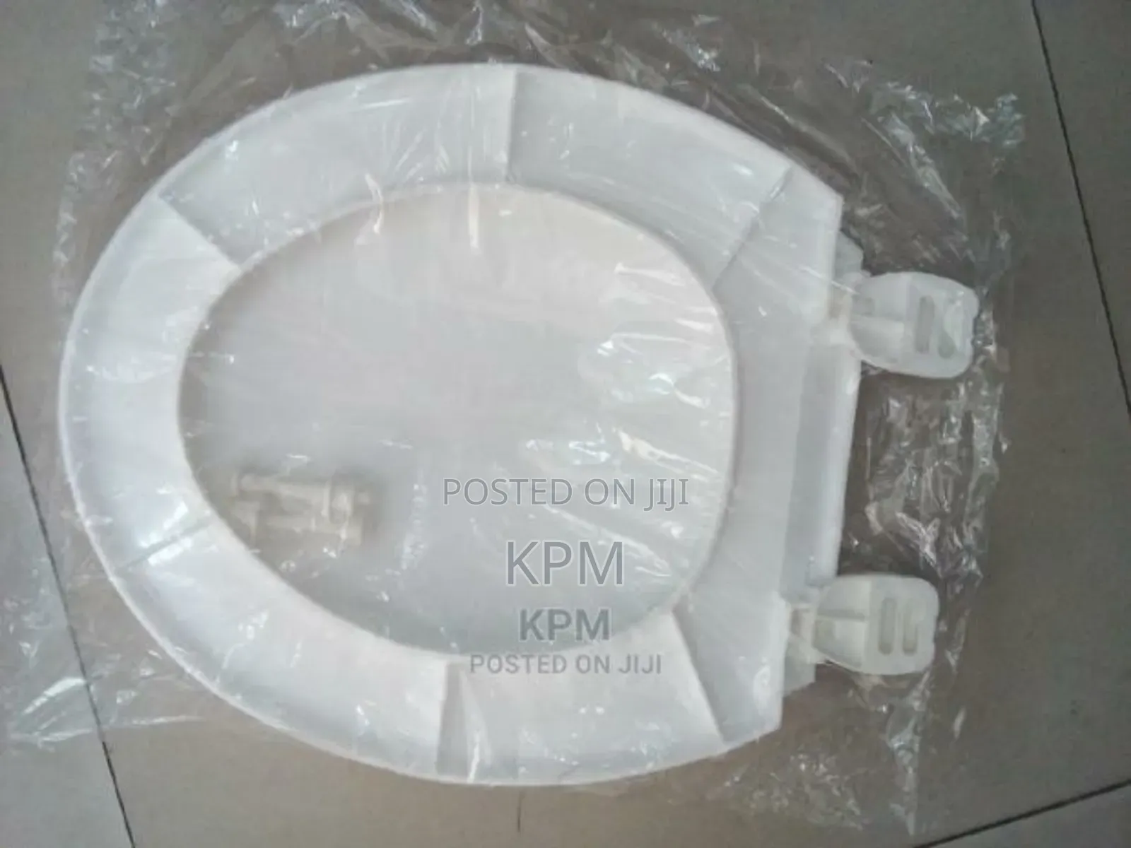 Easy Fixing Toilet Seat Cover