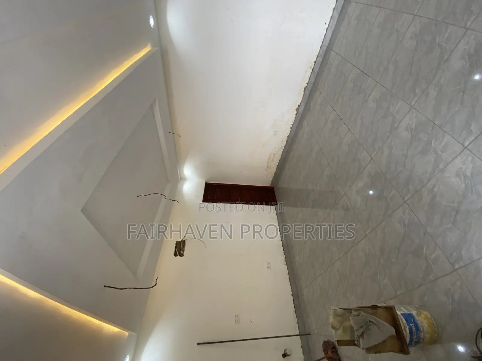 Furnished 20bdrm Villa in Ocean View, West Hills Mall Area for sale