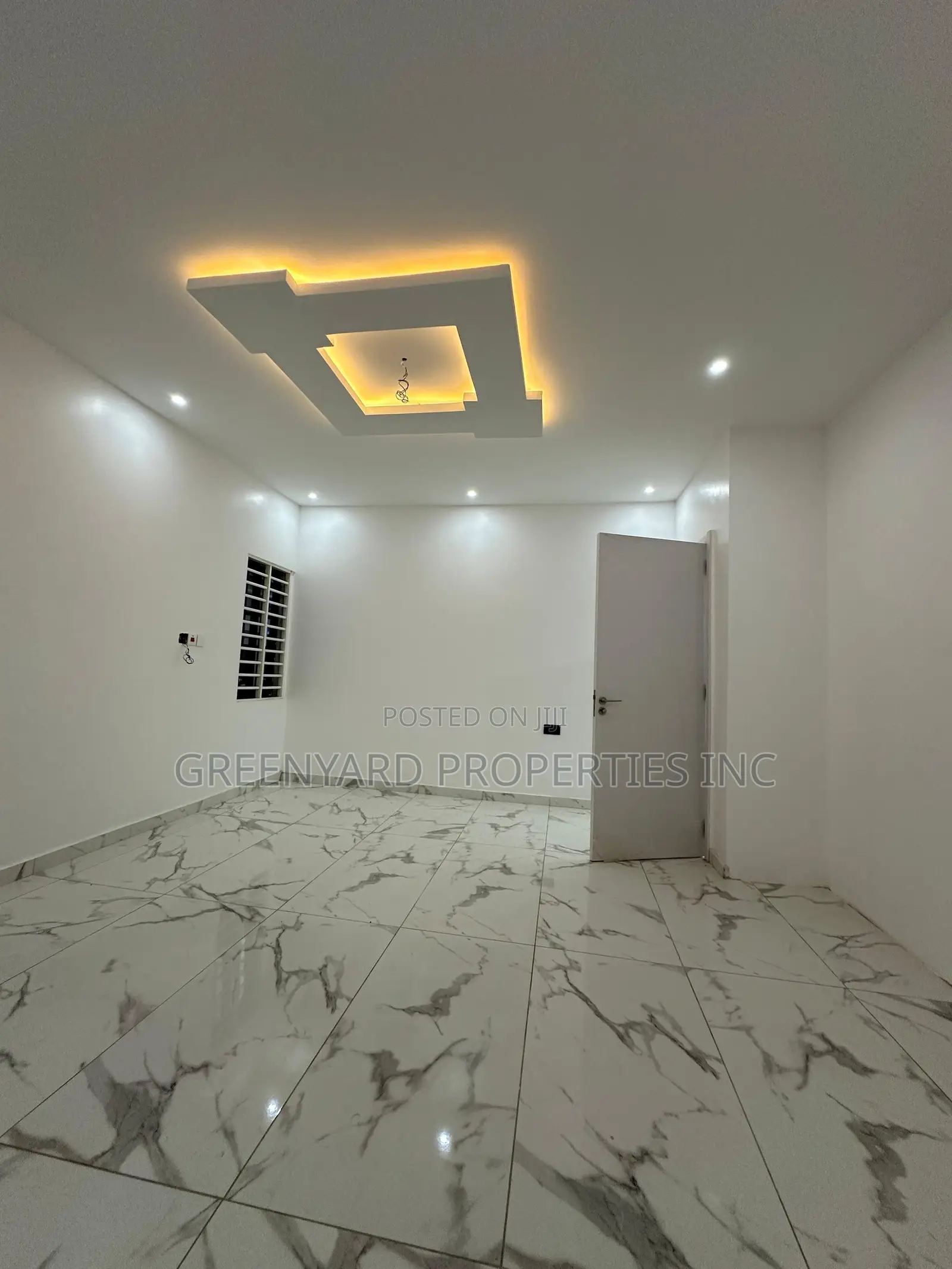 4bdrm House in School Junction, Ashaley Botwe for sale