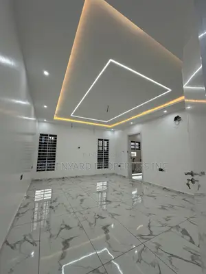 4bdrm House in School Junction, Ashaley Botwe for sale