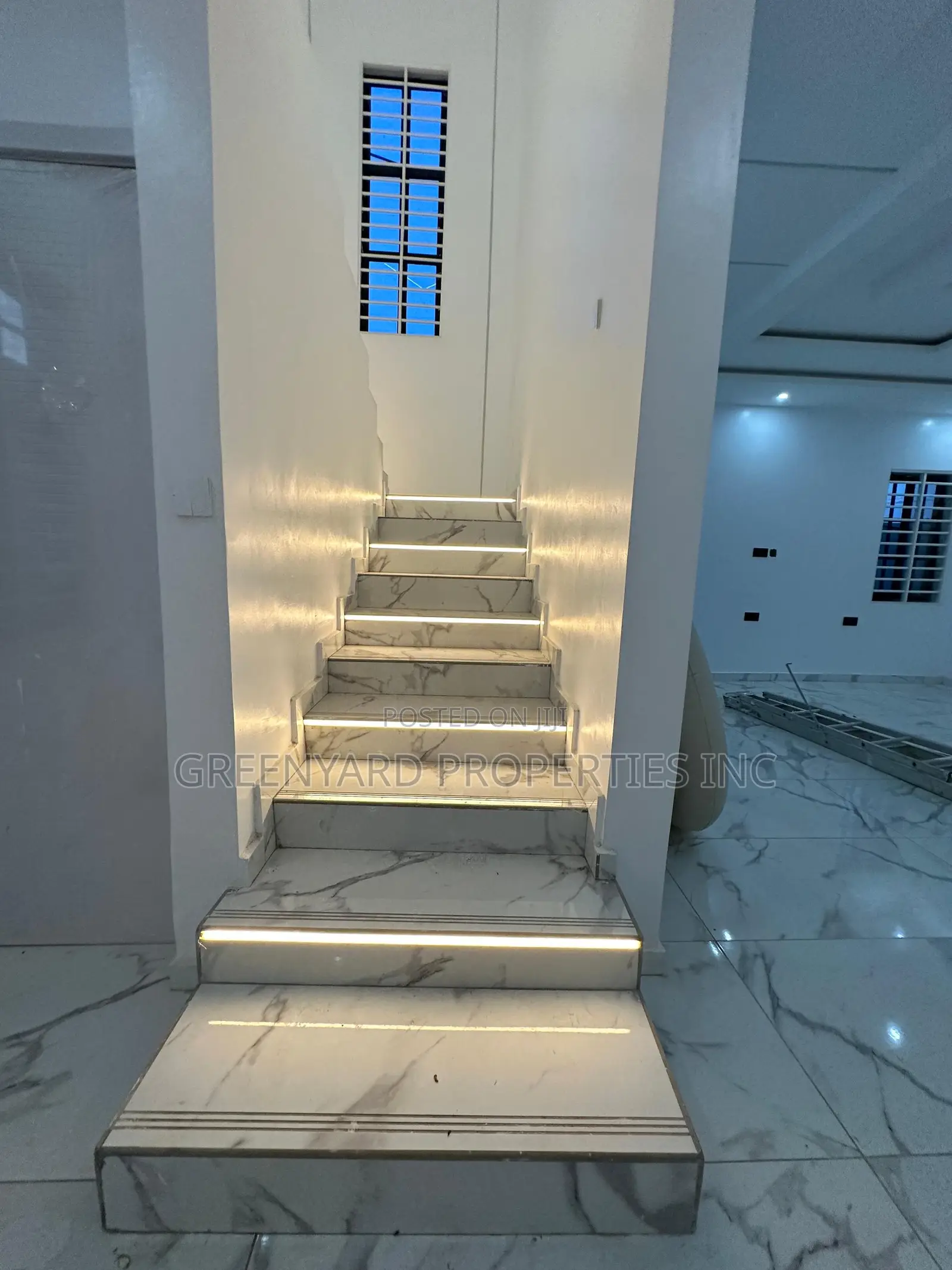 4bdrm House in School Junction, Ashaley Botwe for sale