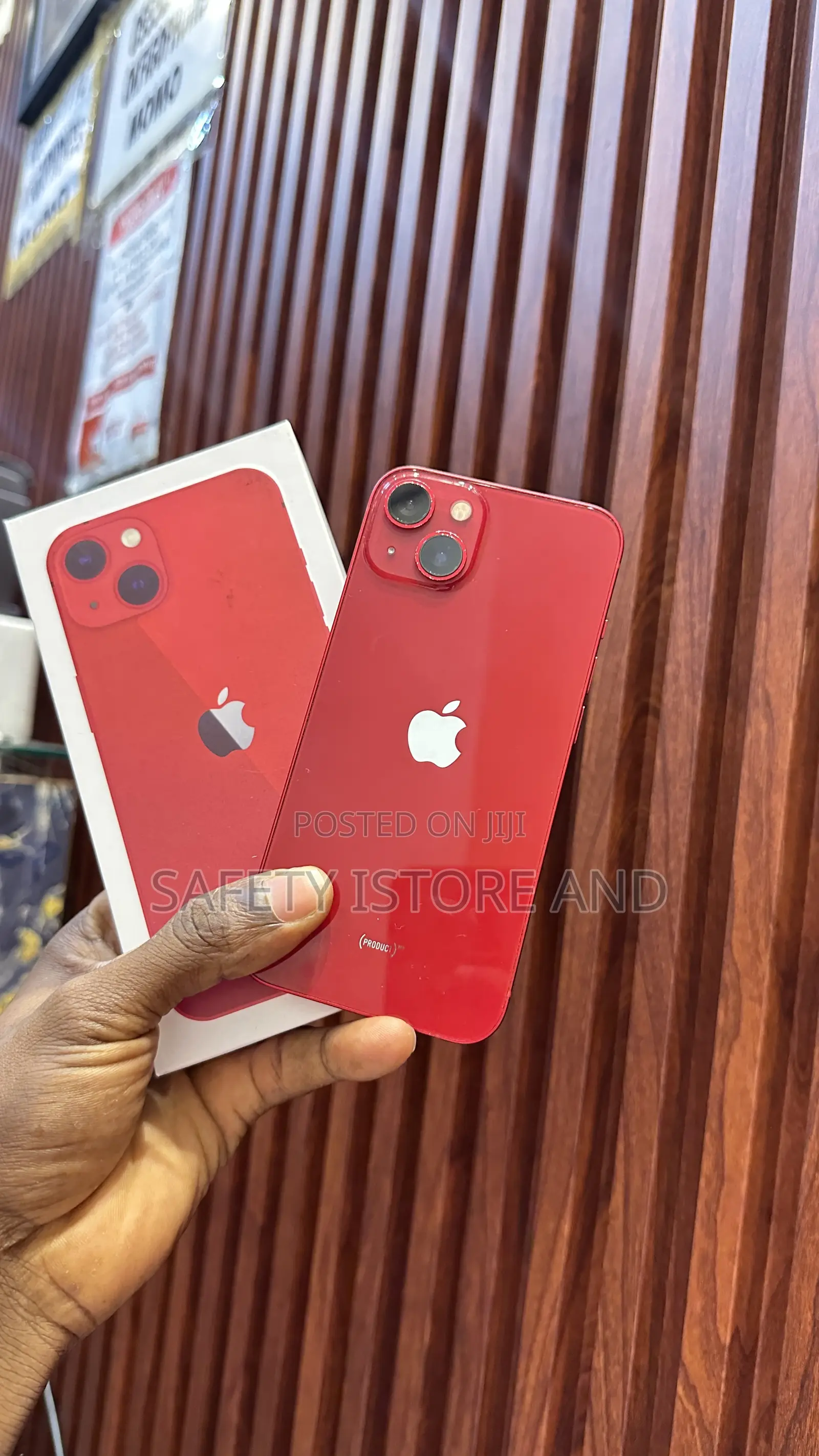 New Apple iPhone 13 128 GB Red