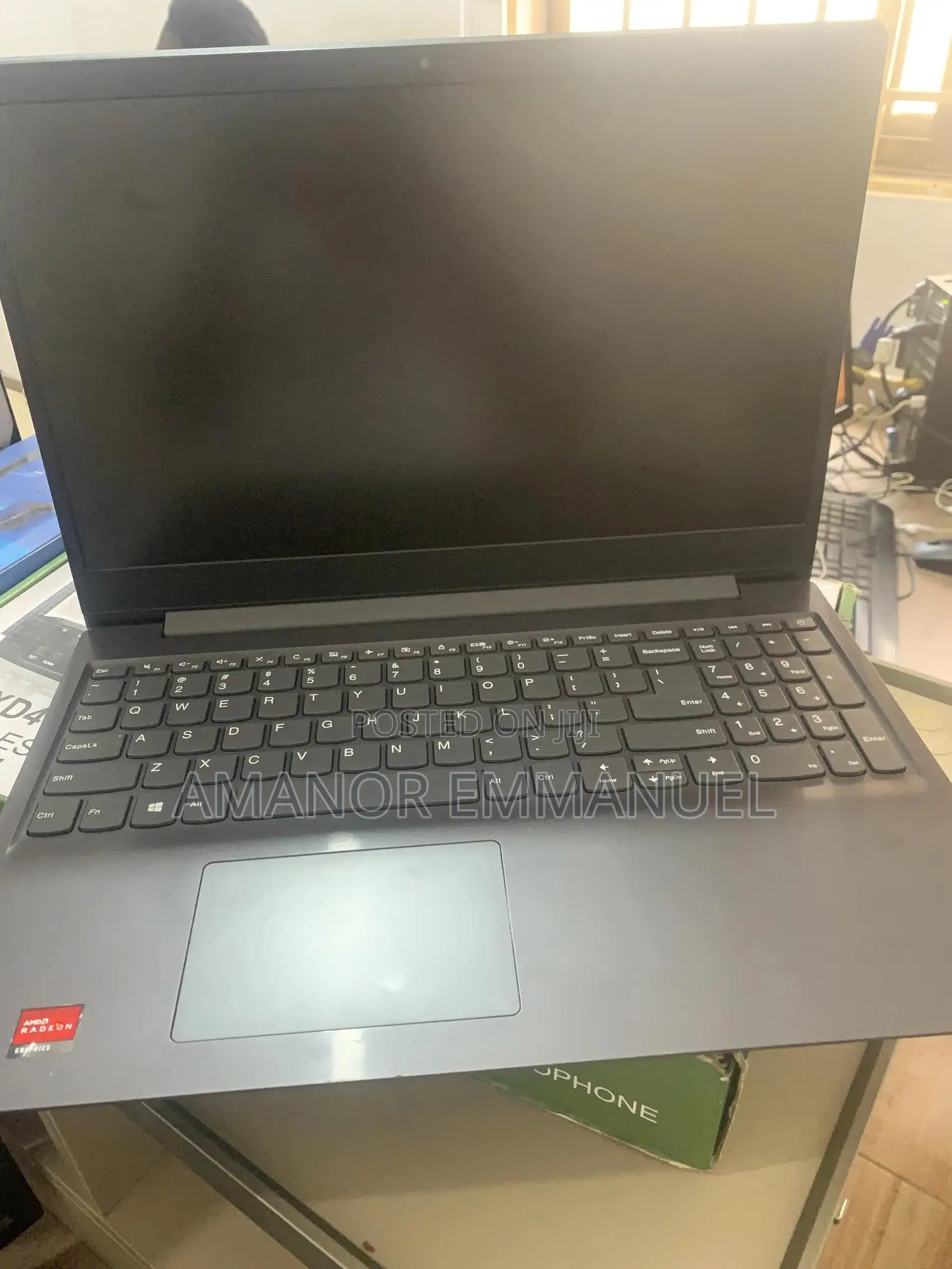 Laptop Lenovo 8GB AMD Ryzen SSD 256GB