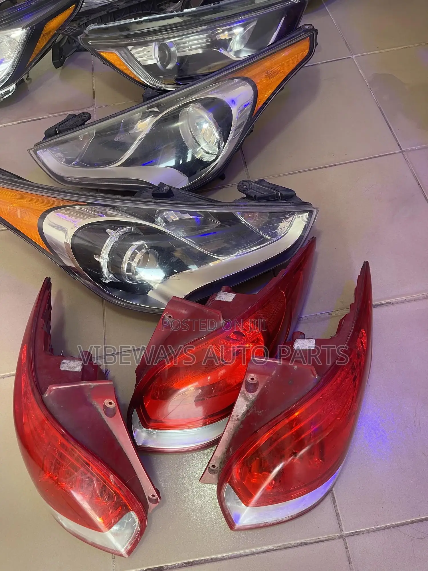 Hyundai Veloster 2012- 2017 Headlight Turbo Used