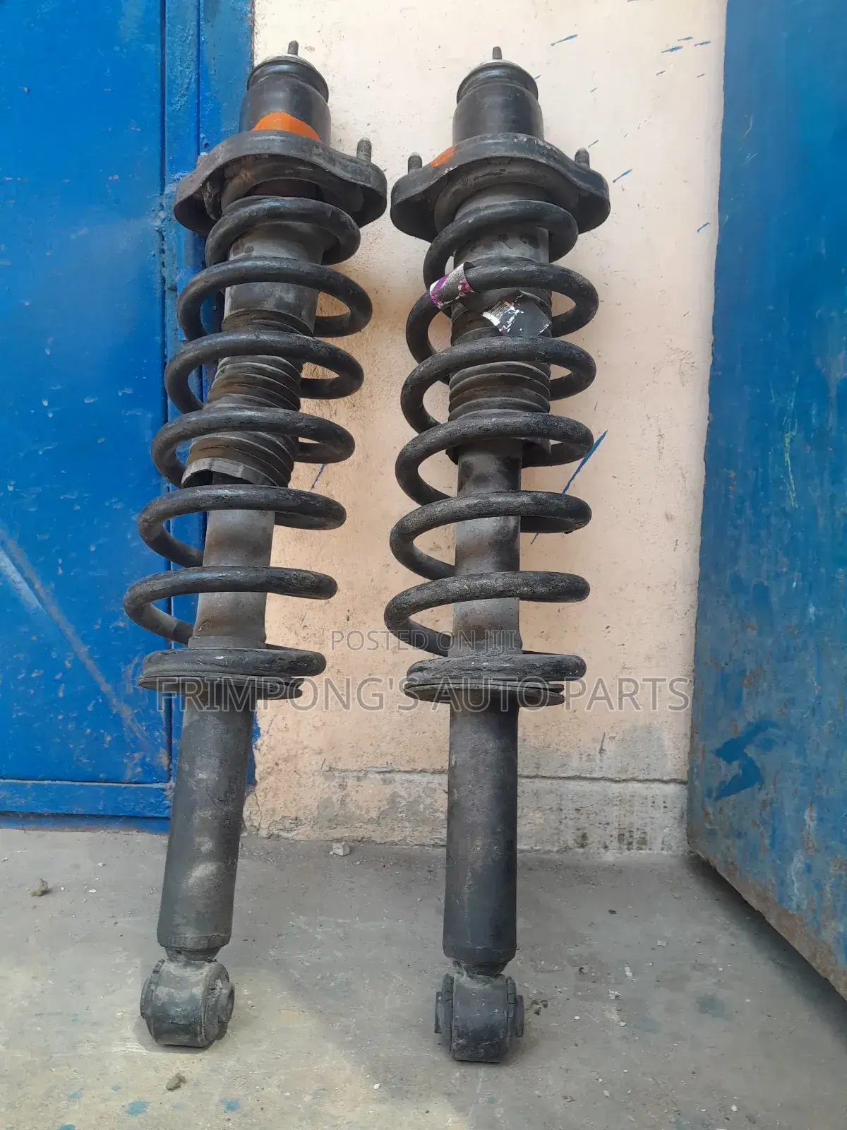 Dodge Avenger 2014 Back Shocks Absorbers