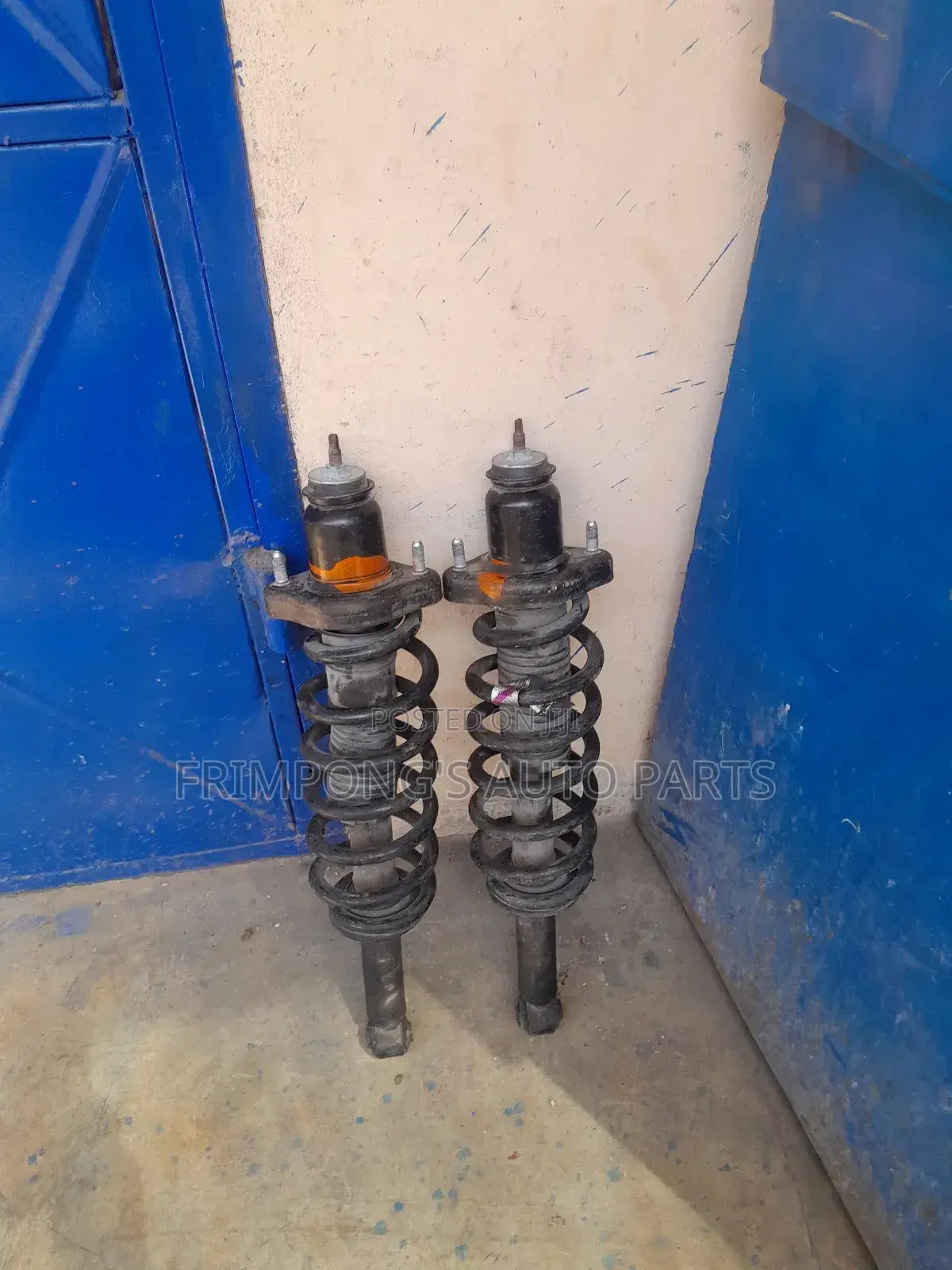 Dodge Avenger 2014 Back Shocks Absorbers