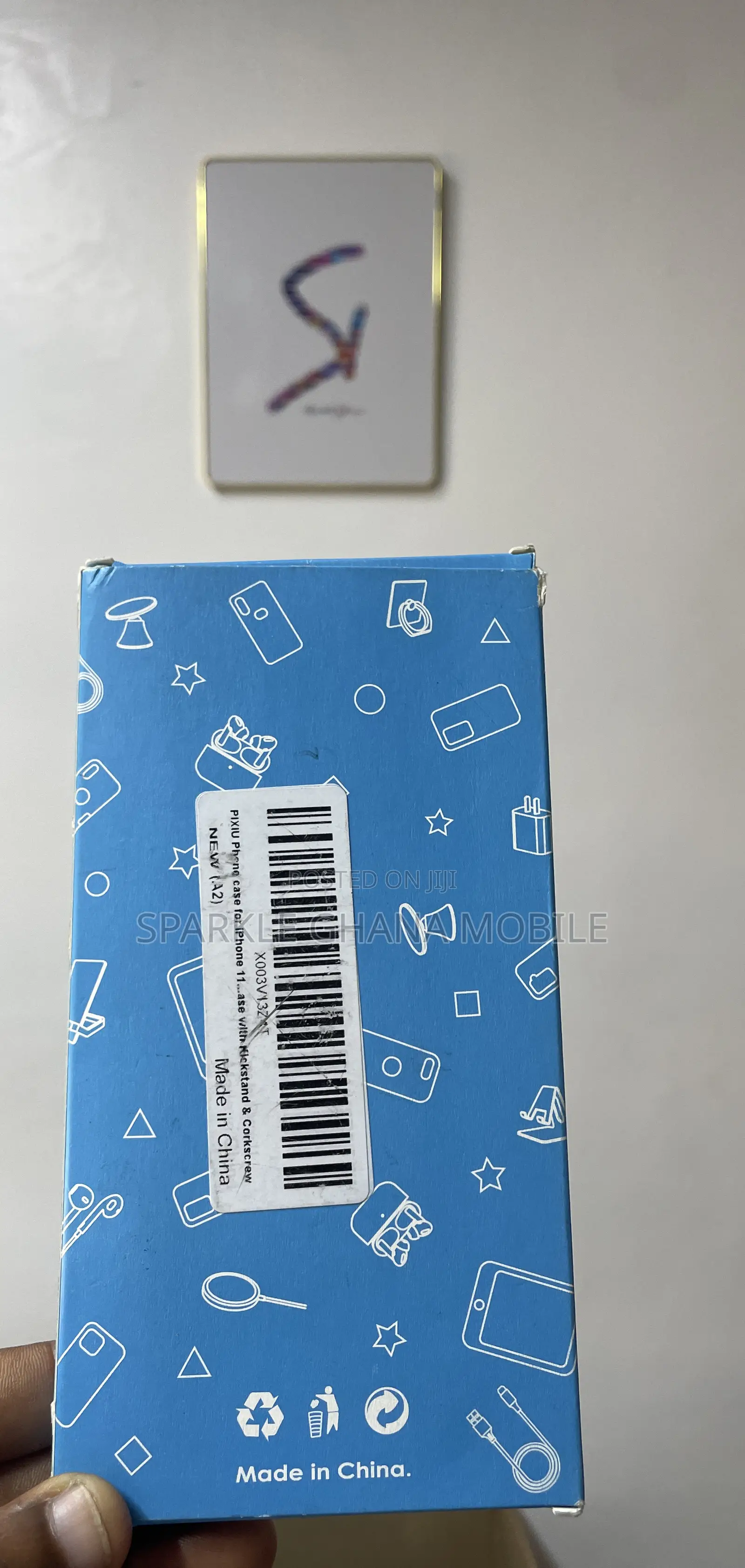 iPhone 11 Corkscrew Case