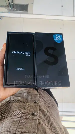 New Samsung Galaxy S22 Ultra 5G 128 GB Black