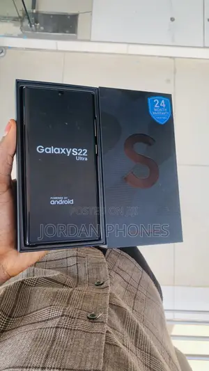 New Samsung Galaxy S22 Ultra 5G 128 GB Black