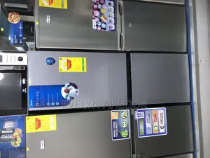 Baby Cute Midea Bottom Freezer 174 Liters Available as Seen