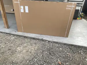 Built in Voice Assistant Samsung 85′′Crystal Uhd Smart Tv