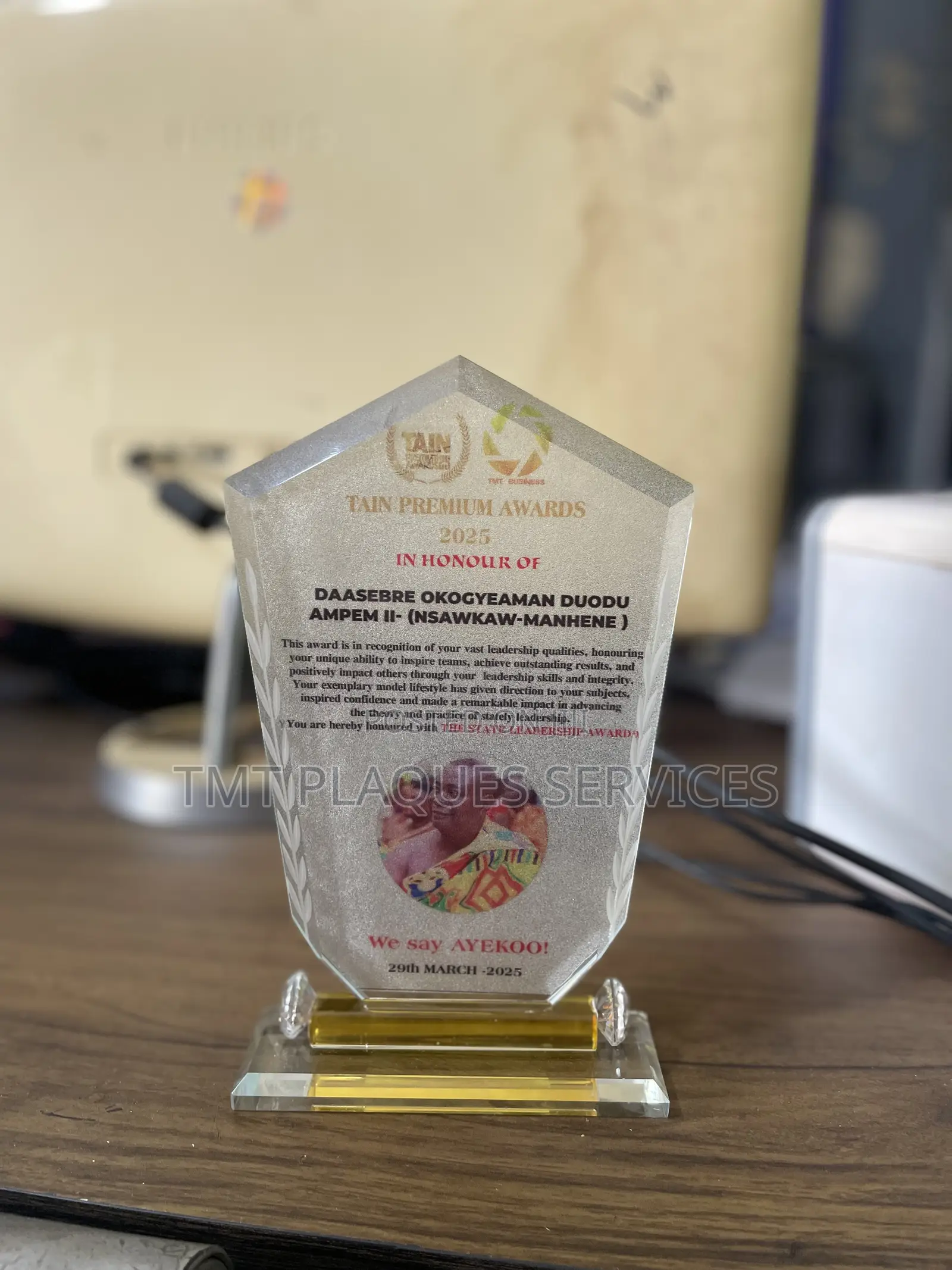 Crystal Award Plaque Customization
