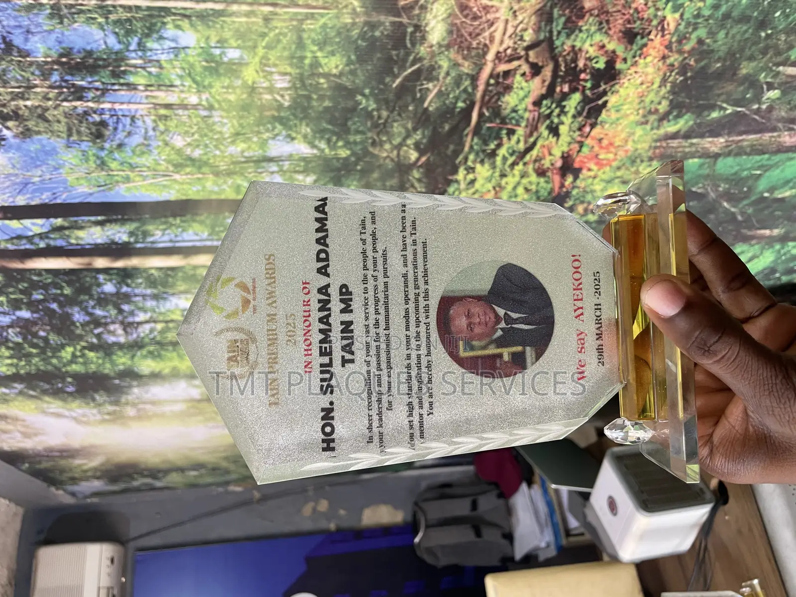 Crystal Award Plaque Customization