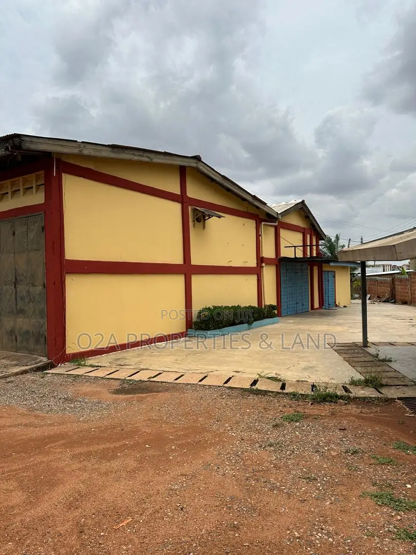 Executive 328 SQM Warehouses at Adenta Highway24/7