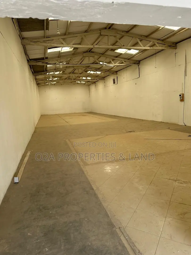 Executive 328 SQM Warehouses at Adenta Highway24/7