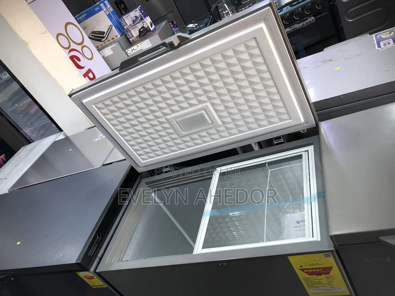 Super General Pearl Chest Freezer 202 Liters Available