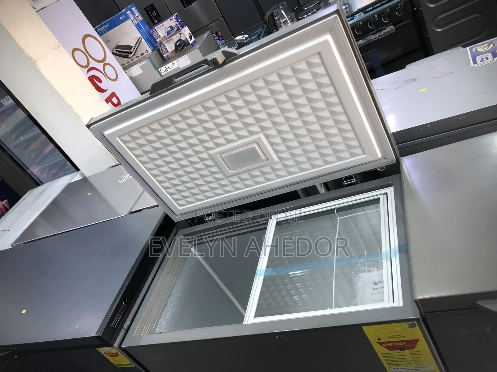 Super General Pearl Chest Freezer 202 Liters Available