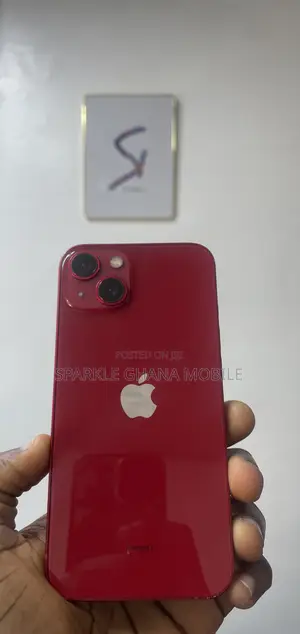 Apple iPhone 13 128 GB Red