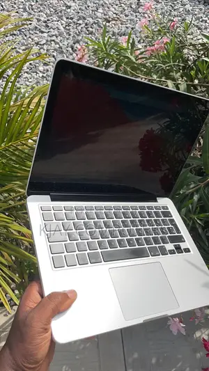 Laptop Apple MacBook Pro 2015 16GB Intel Core i5 SSD 500GB