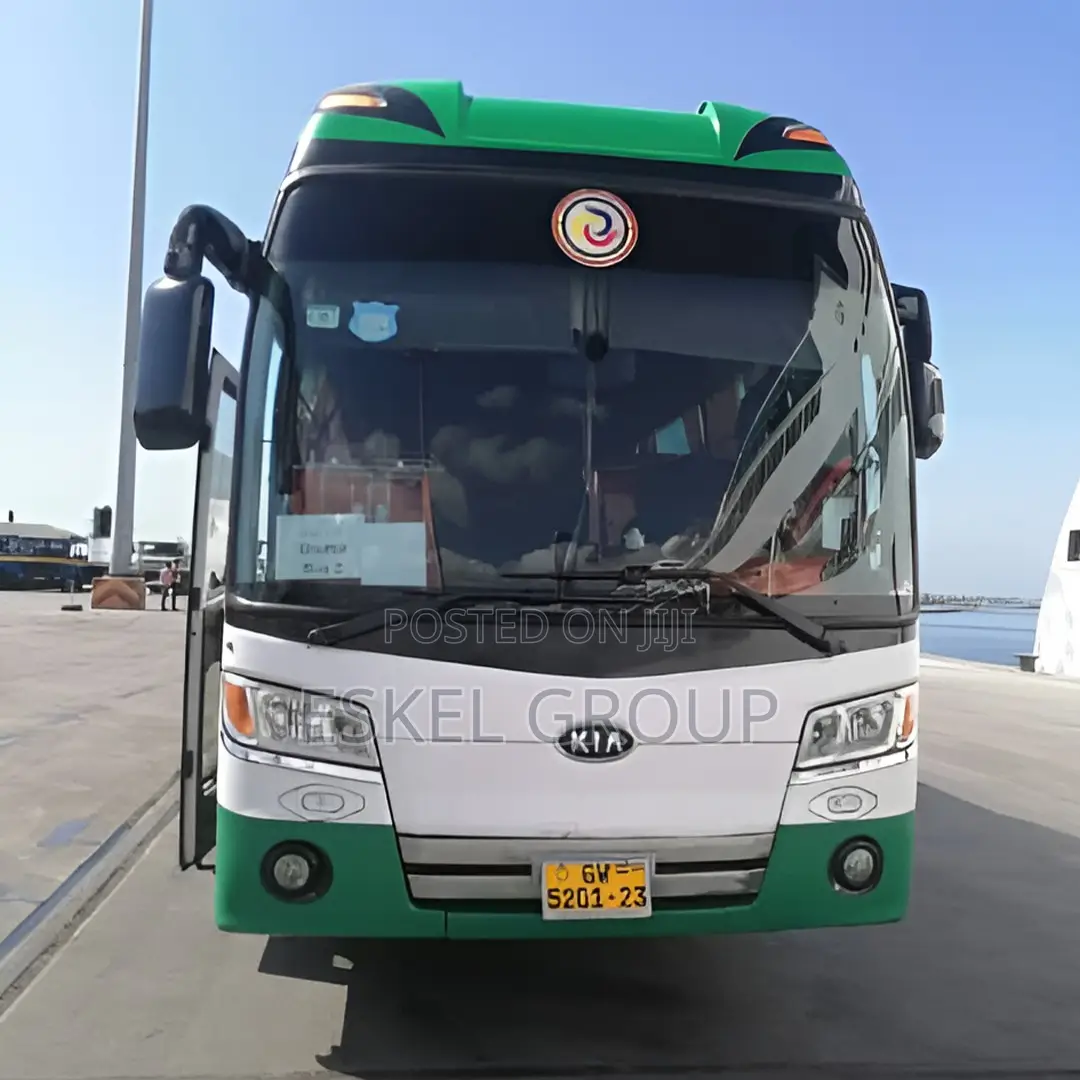 Coaches Bus for Hiring Service