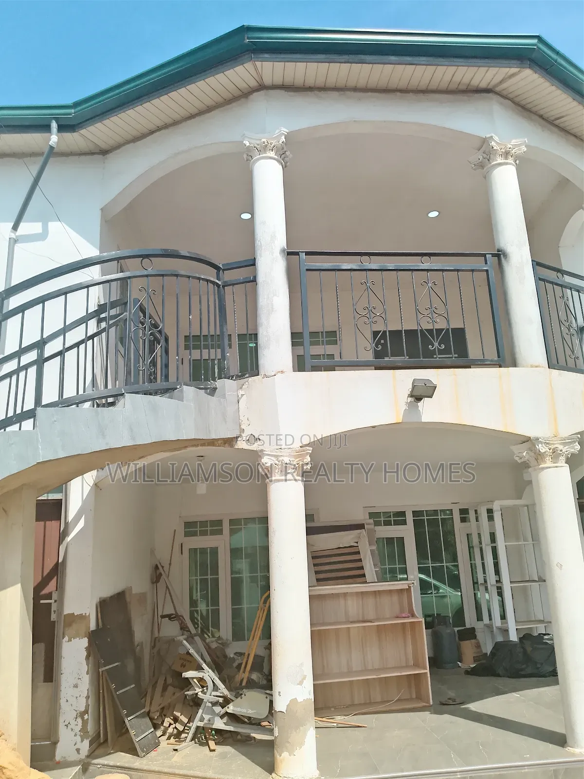 3bdrm Apartment in Hfc Estate Area, Spintex for rent