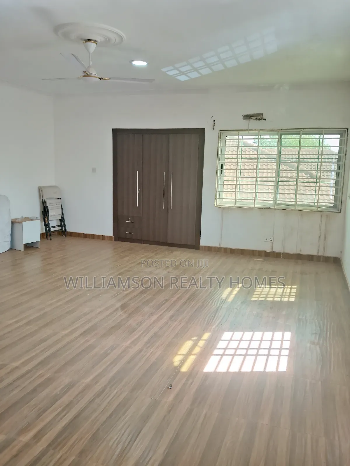 3bdrm Apartment in Hfc Estate Area, Spintex for rent